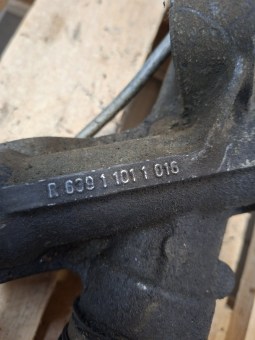 38134