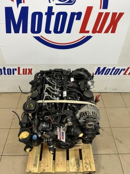 38943